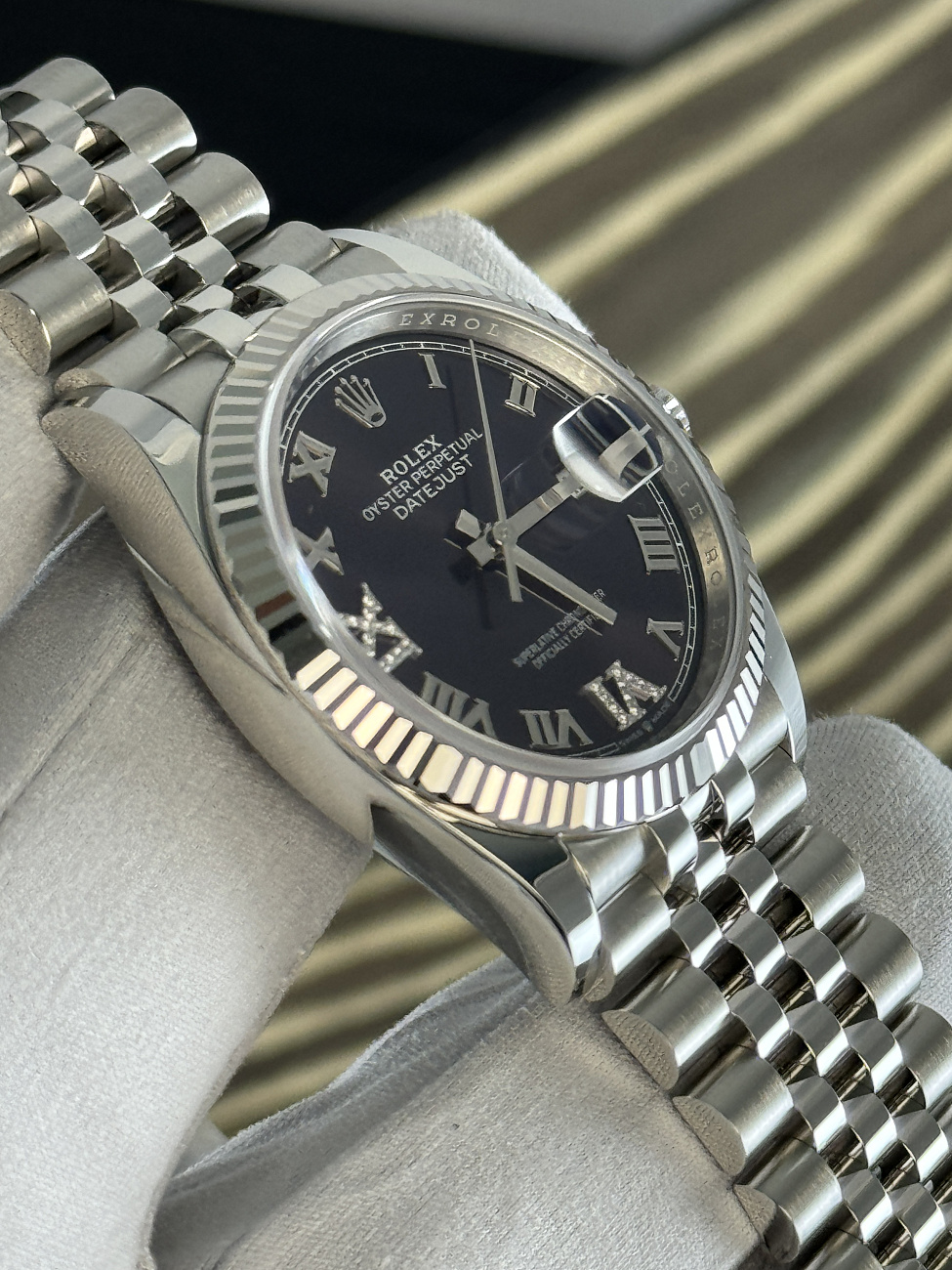 Часы Rolex  Datejust 36Mm Steel & White Gold Purple Dial  126234