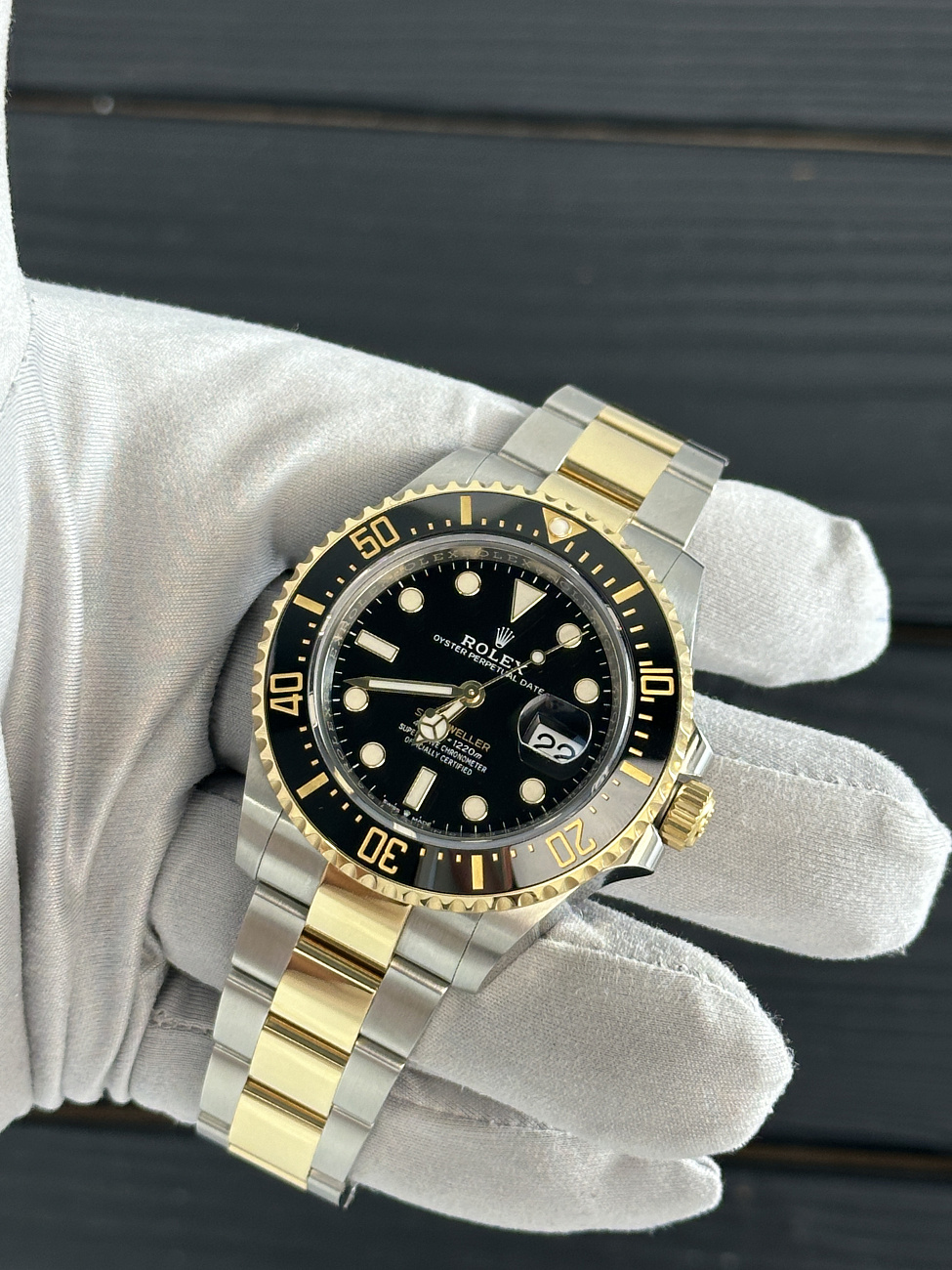 Часы Rolex  Sea-Dweller Two Tone 43Mm  126603