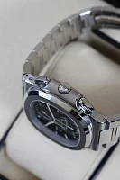 Часы Patek Philippe  Nautilus Travel Time Chronograph  5990/1A-001