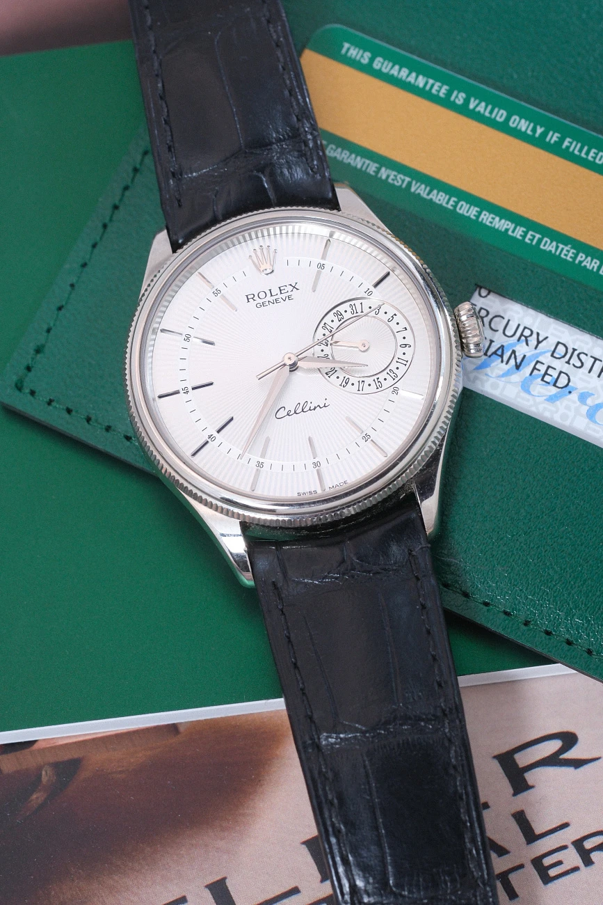 Часы Rolex  Cellini Date 39 Mm  50519