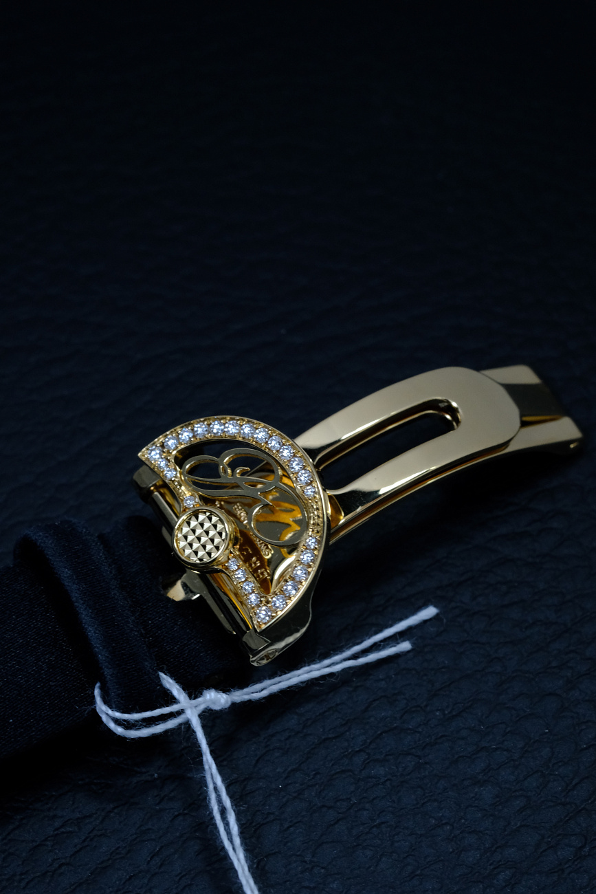 Часы Breguet  Reine De Naples Yellow Gold Mop  8908BA