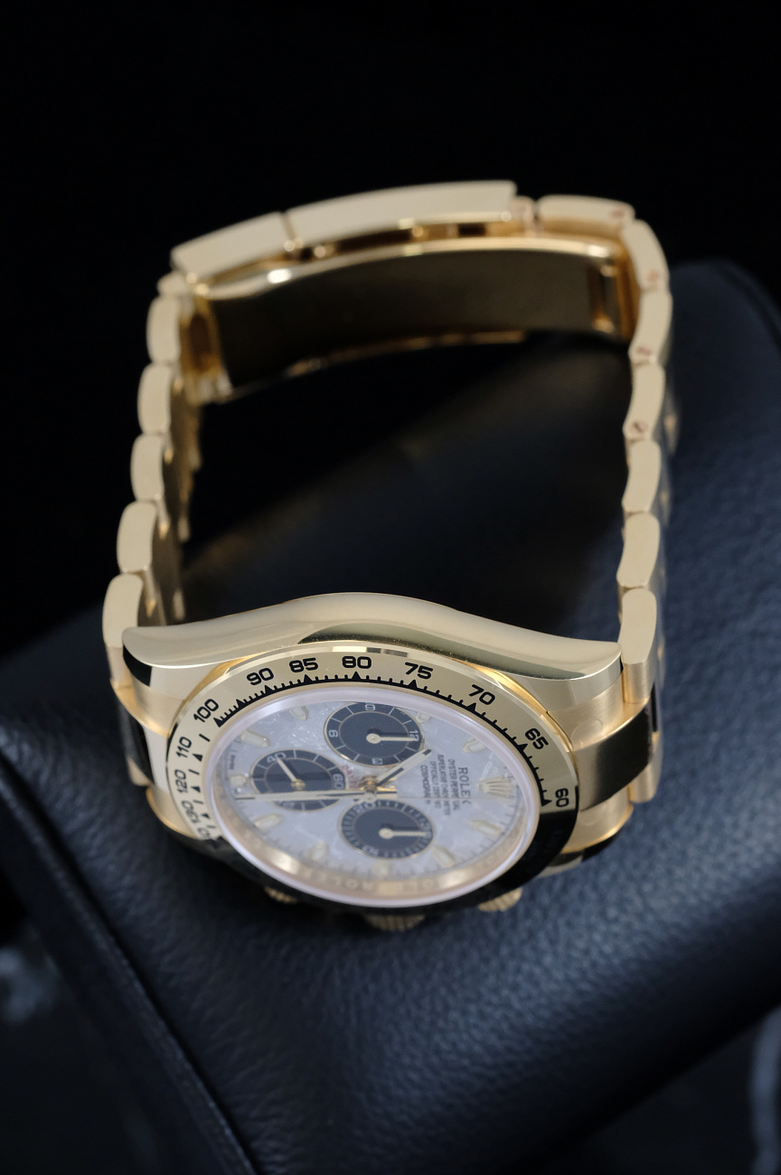 Часы Rolex  Cosmograph Daytona 40Mm Yellow Gold Meteorite And Black Dial  116508