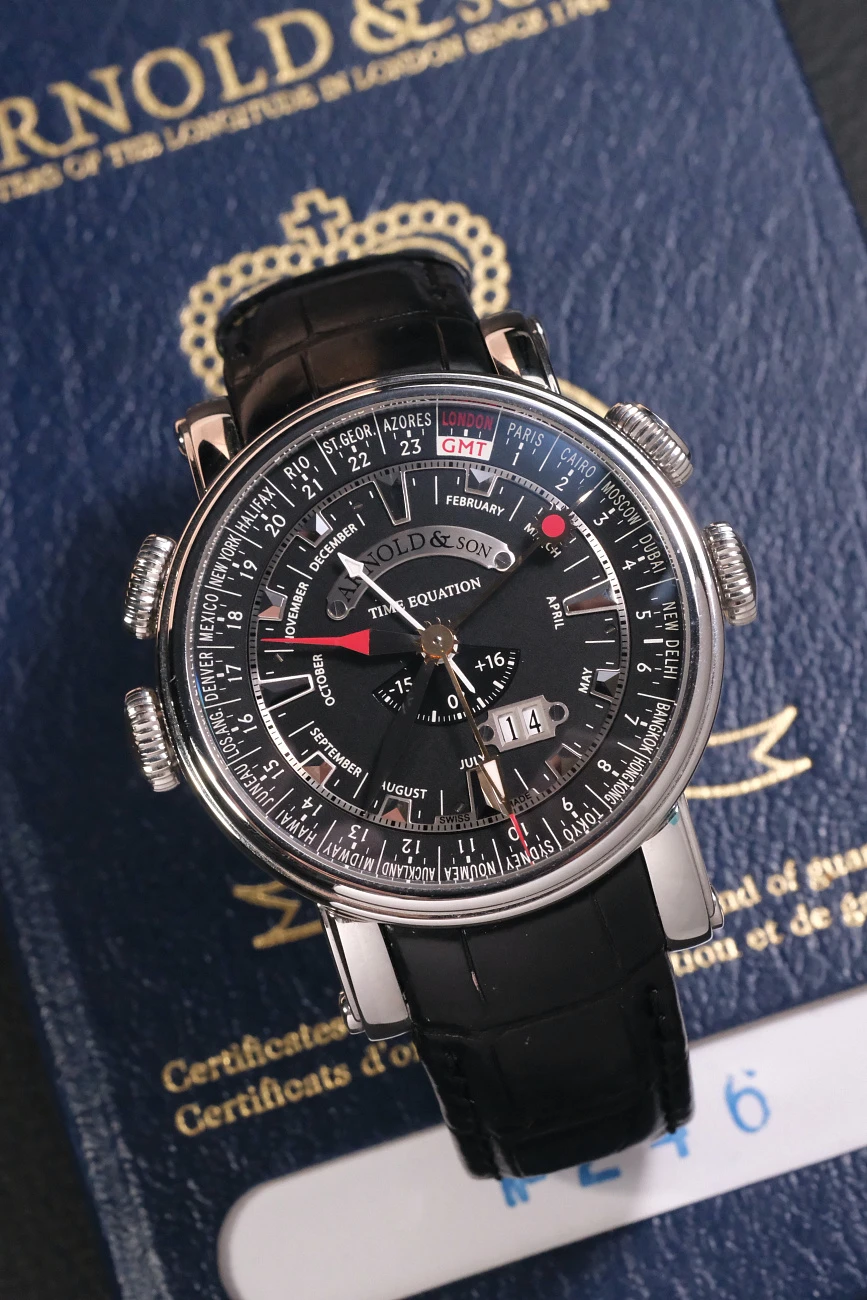 Часы Arnold &amp; Son  Hornet World Timer Automatic  1H6AS.B05A.C79F