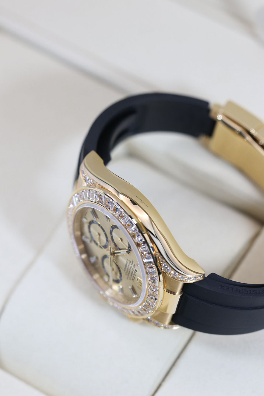 Часы Rolex  Cosmograph Daytona Yellow Gold Factory Diamonds Oysterflex  126538TBR