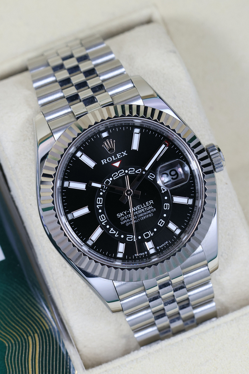 Часы Rolex  Sky-Dweller Steel Black Dial  336934