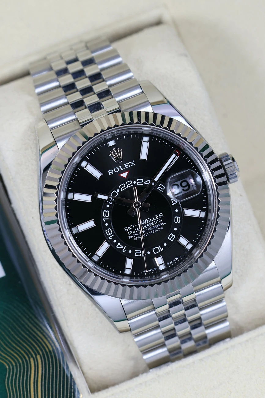 Часы Rolex  Sky-Dweller Steel Black Dial  336934