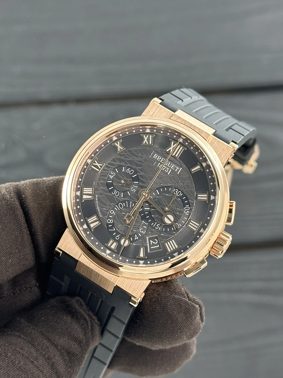 Часы Breguet  Marine Chronograph Rose Gold Dark Dial  5527BR/G3/5WV