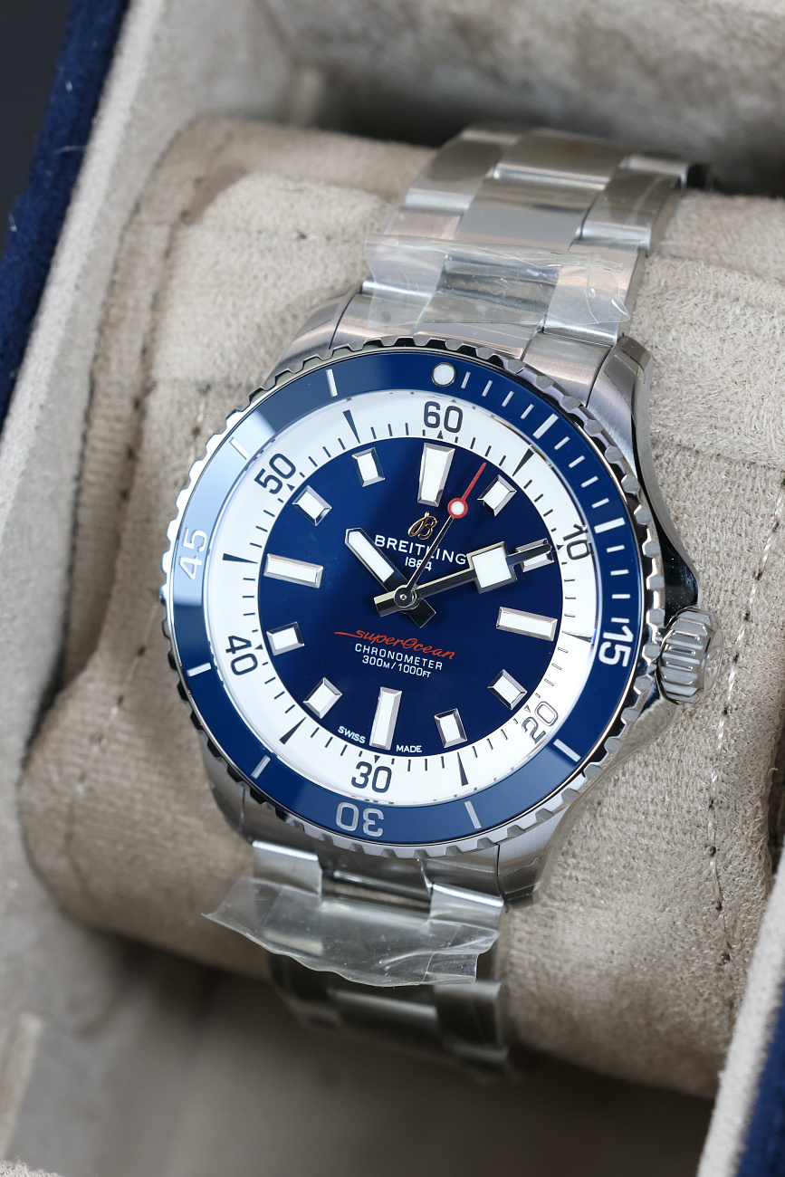 Часы Breitling  Superocean 42  A17375E71C1A1