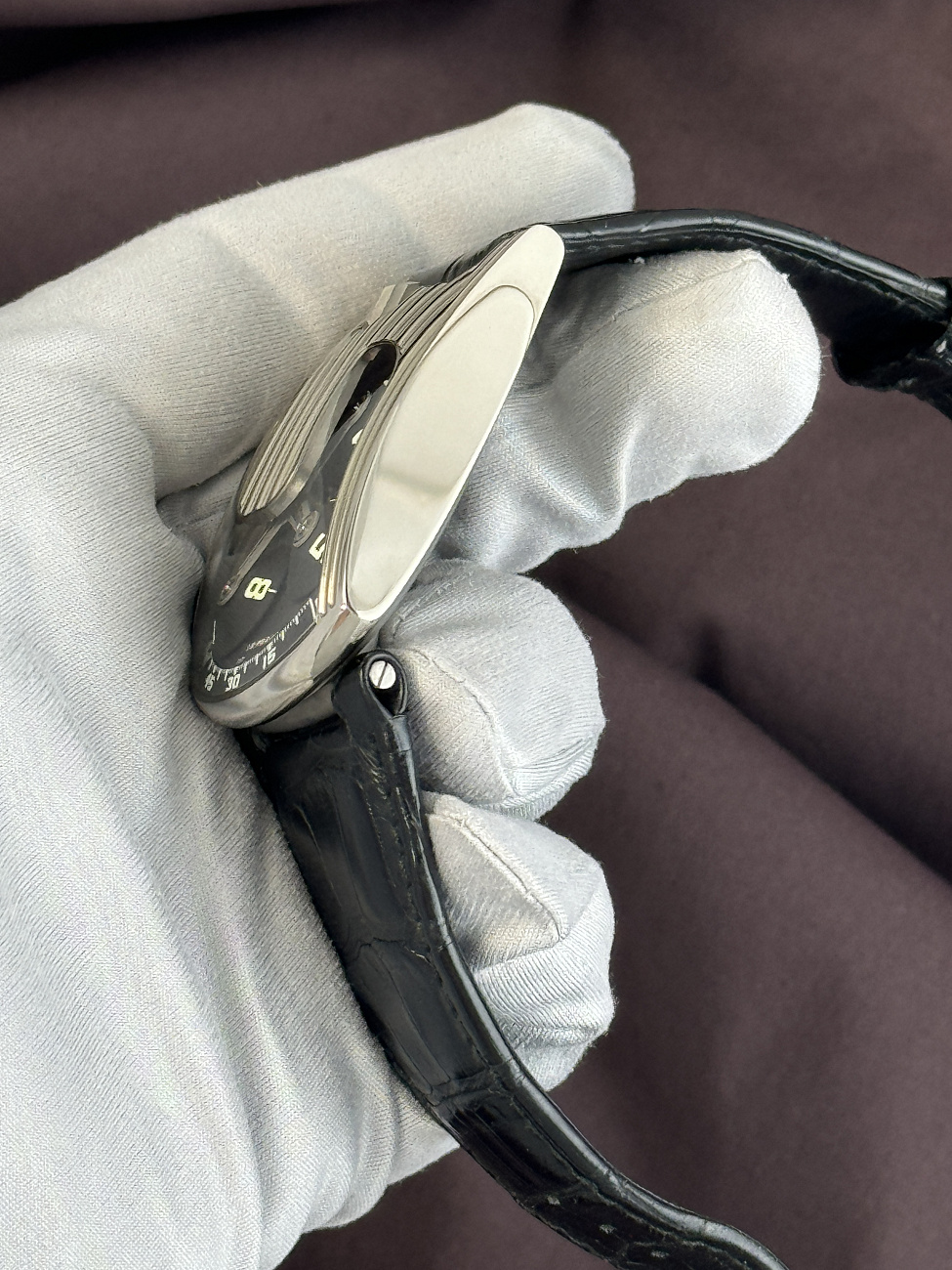 Часы Urwerk  Urwerk 103  UR103