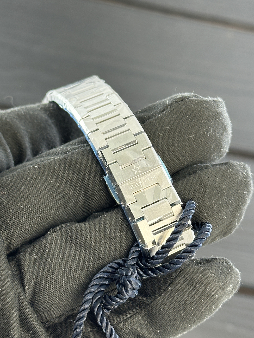 Часы Zenith  Defy Skyline 36Mm  16.9400.670/61.L001