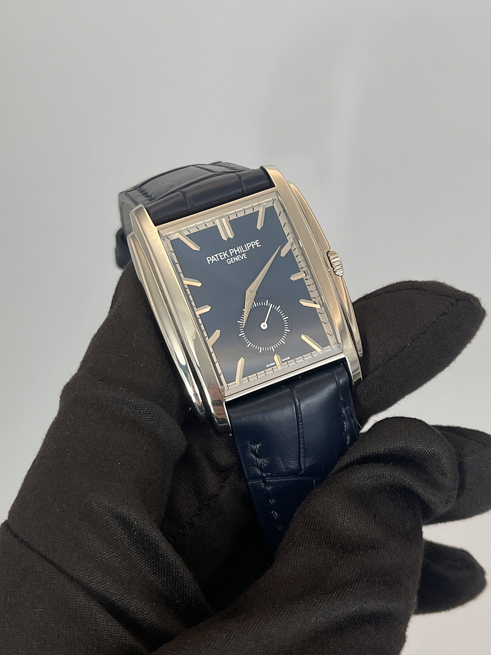 Часы Patek Philippe  Gondolo White Gold  5124G-011