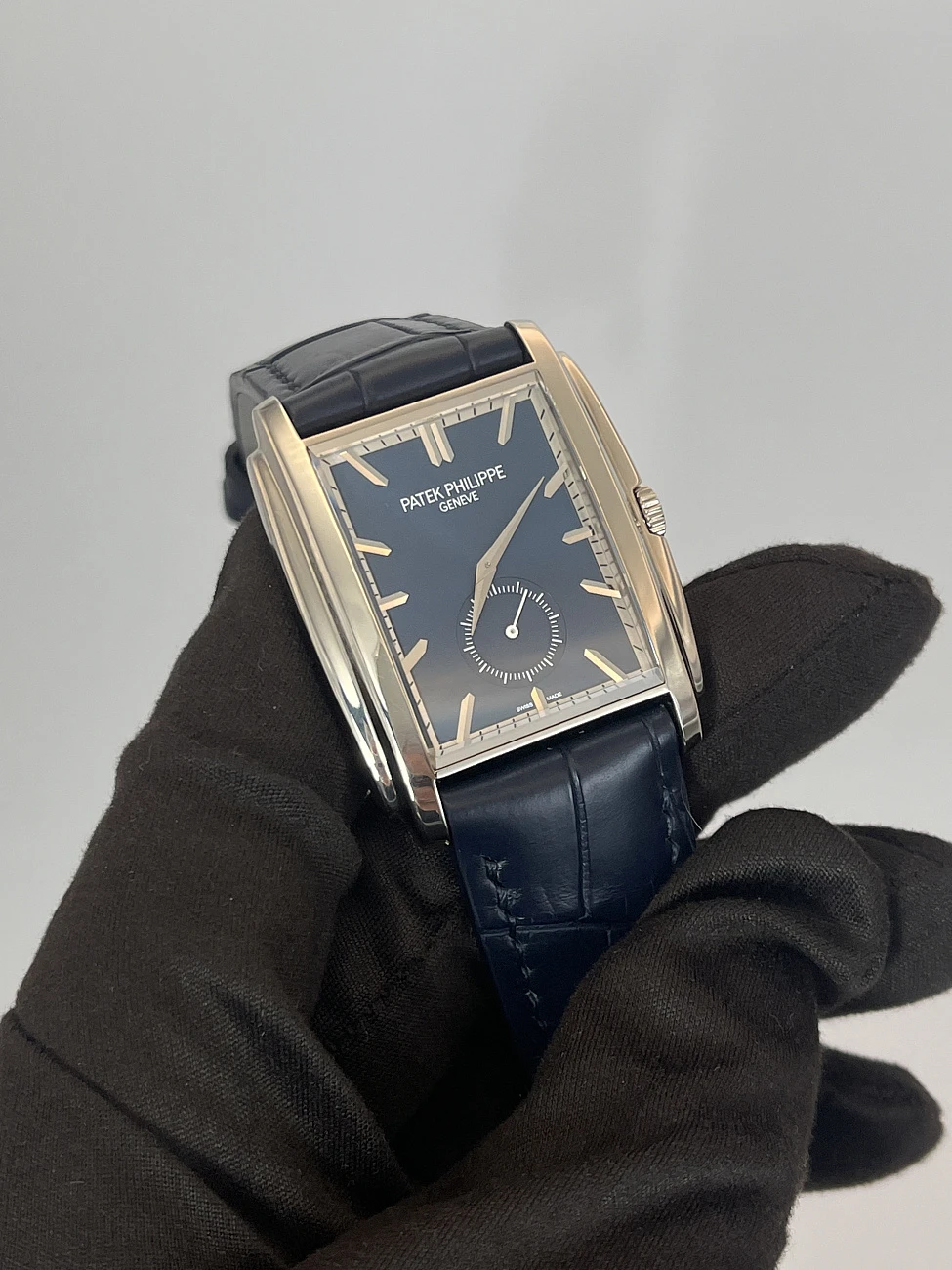 Часы Patek Philippe  Gondolo White Gold  5124G-011