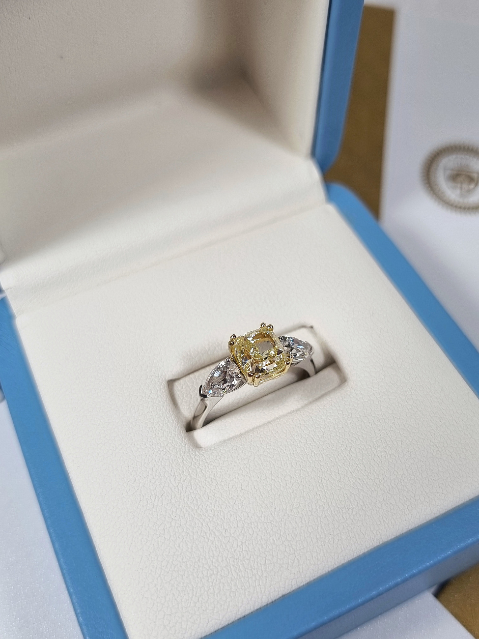 Украшение NO NAME  Кольцо С Бриллиантом 2,02 Ct. W To X/Vs2   