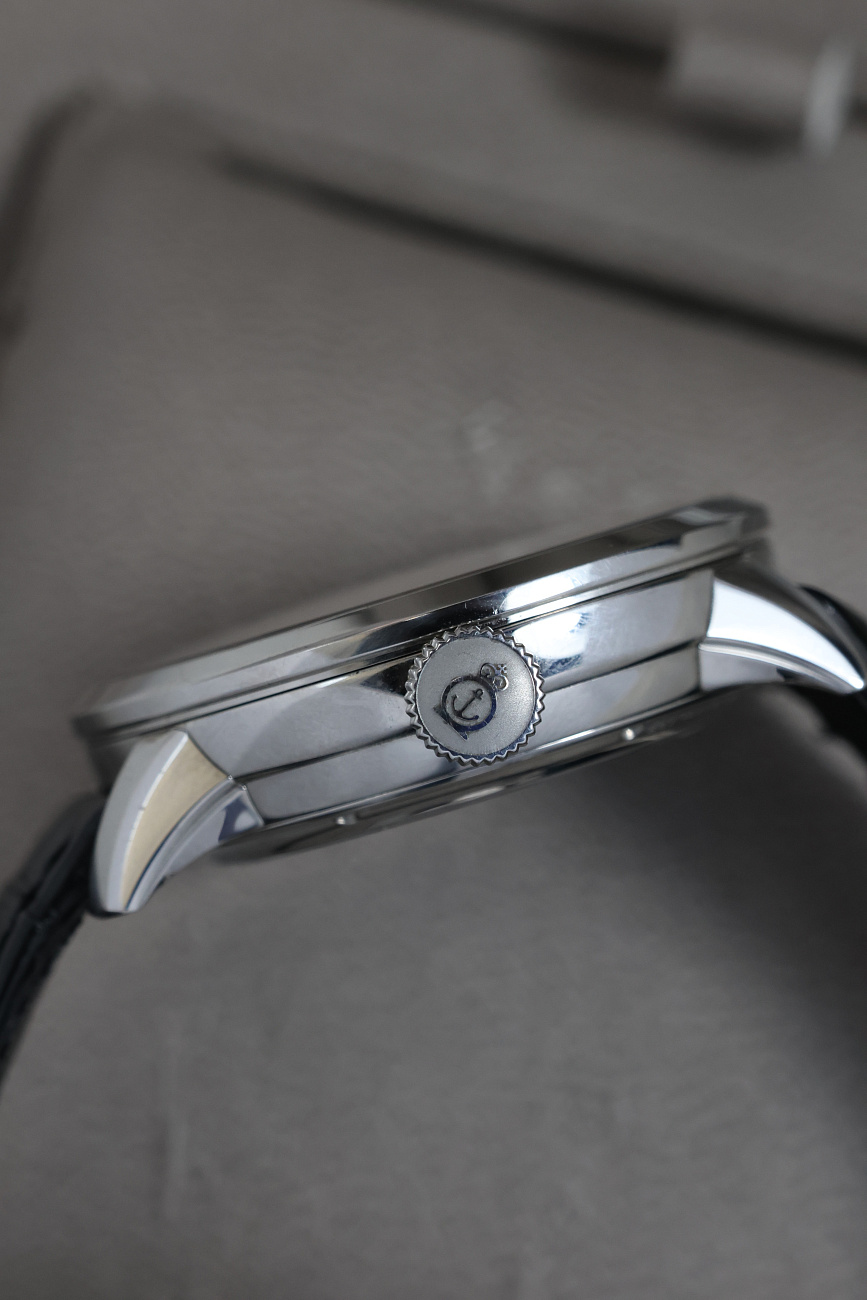 Часы Arnold & Son  Instrument Collection Tbr  1ARASSO1A