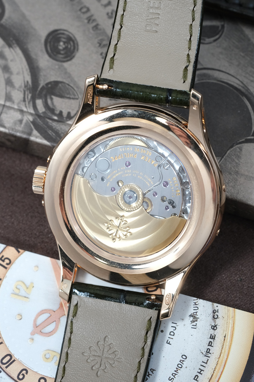 Часы Patek Philippe  Annual Calendar Rose Gold Olive Green  5205R-011