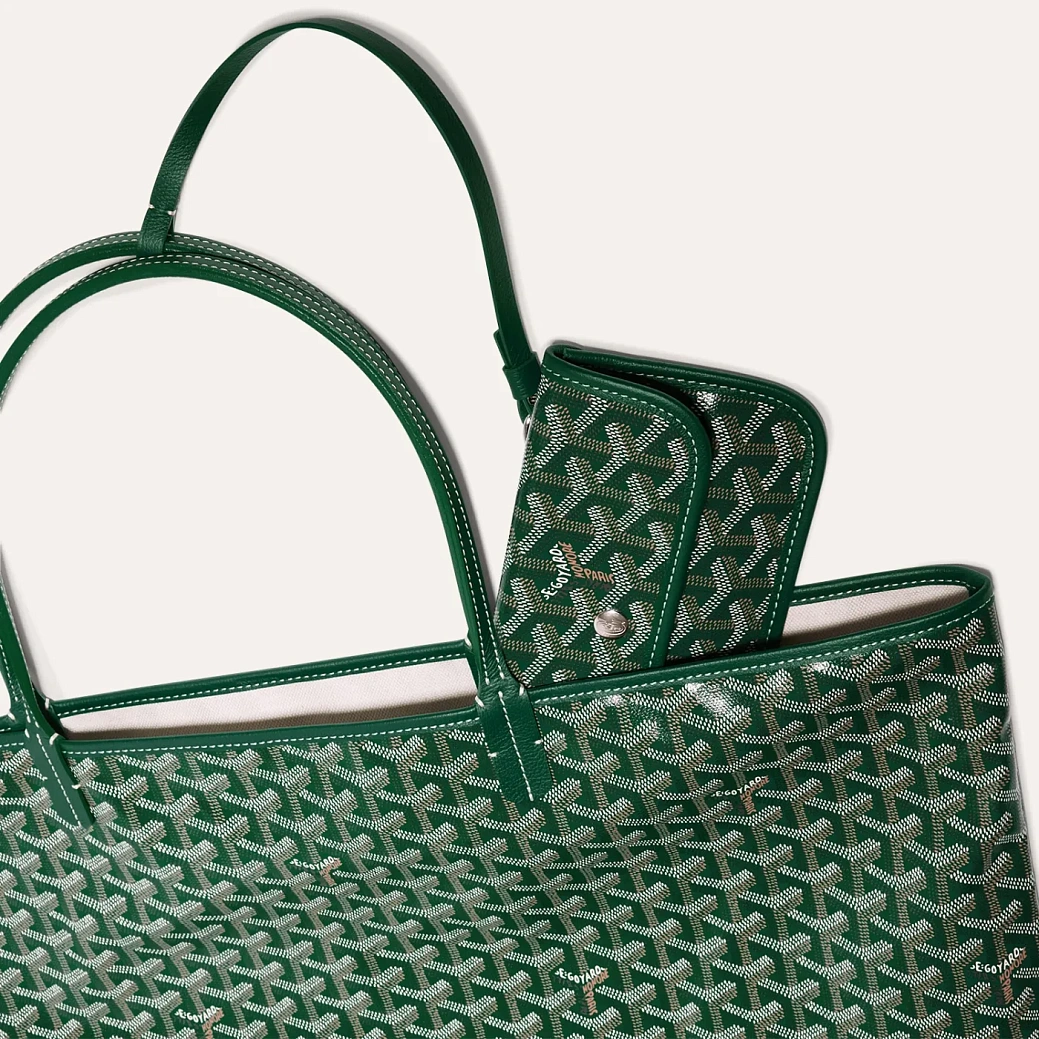 Goyard в наличии в Москве в &quot;Мануфактуре&quot;! 