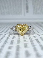 Украшение GIA  Кольцо с бриллиантом 5,01 ct. U To V Range/VS2   