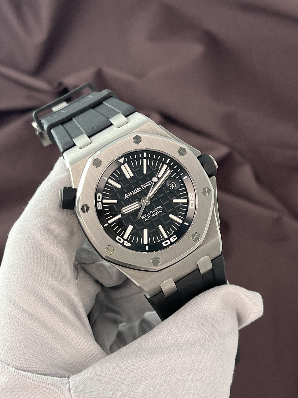 Часы Audemars Piguet  Royal Oak Offshore Diver 42Mm  15710ST.OO.A002CA.01