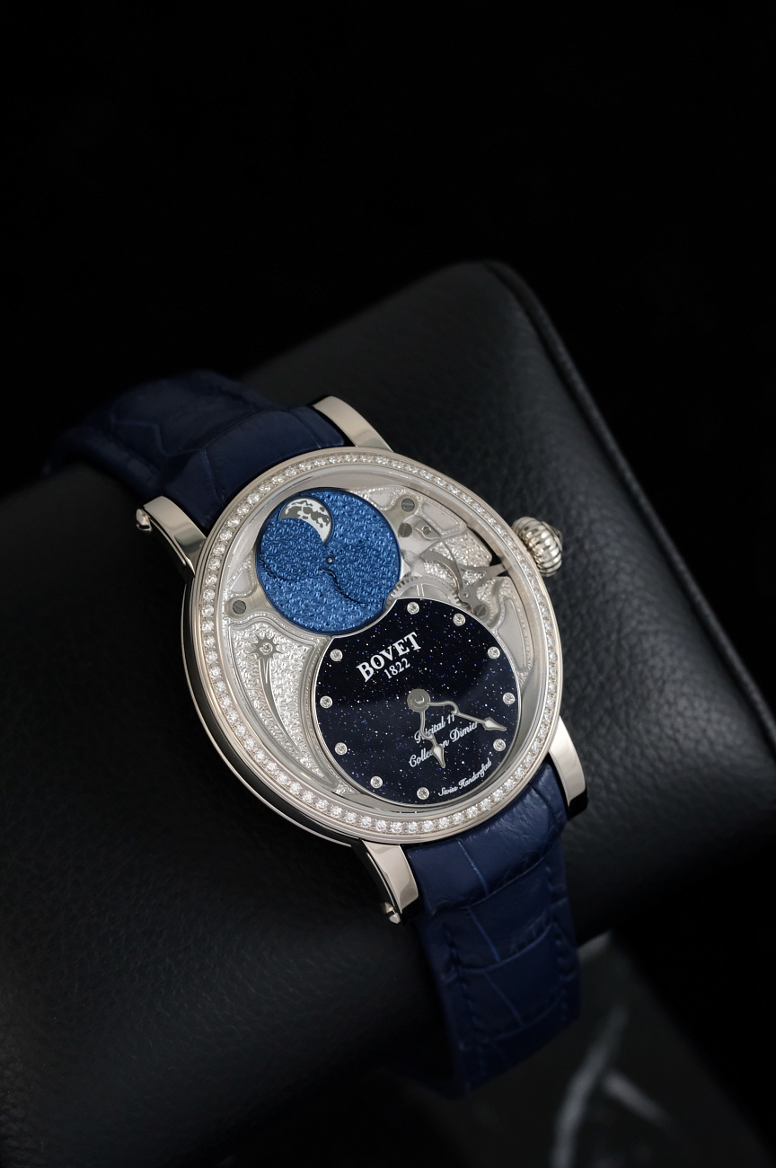 Часы Bovet  Dimier Recital 11 Miss Alexandra  R110014-SD1