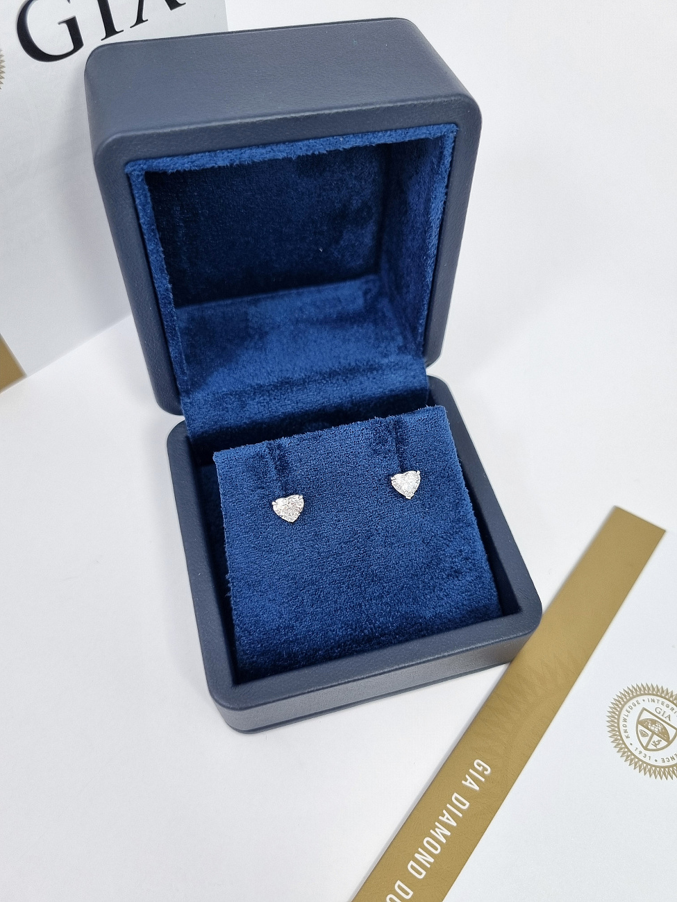 Украшение NO NAME  Серьги 0,54/0,56 Ct. &quot;Heart&quot; D/Vs+   