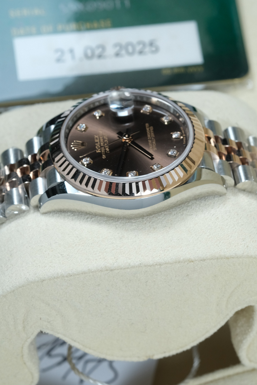 Часы Rolex  Lady-Datejust 28 Oystersteel And Everose Gold Chocolate Diamond-Set Dial  279171