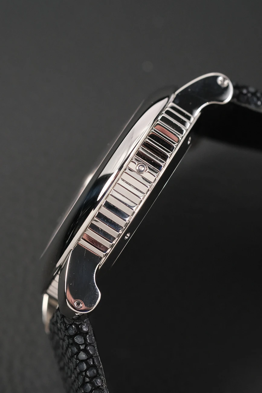 Часы Gerald Genta  Gérald Genta Arena Bi-Retro Steel And Diamonds 45Mm  BSP.Y.10 
