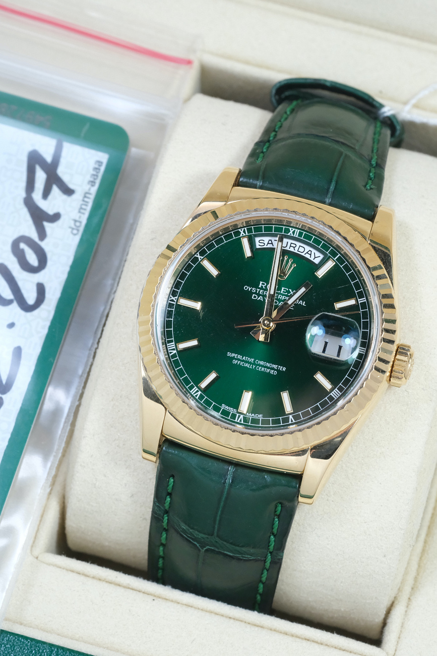 Часы Rolex  Day-Date 36 Yellow Gold Green Dial  118138-003