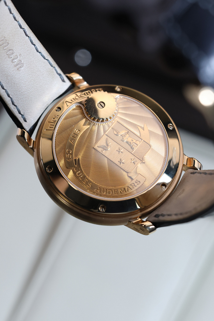 Часы Audemars Piguet  JULES TOURBILLON ROSE GOLD 40MM  25964OR.OO.D002CR.01