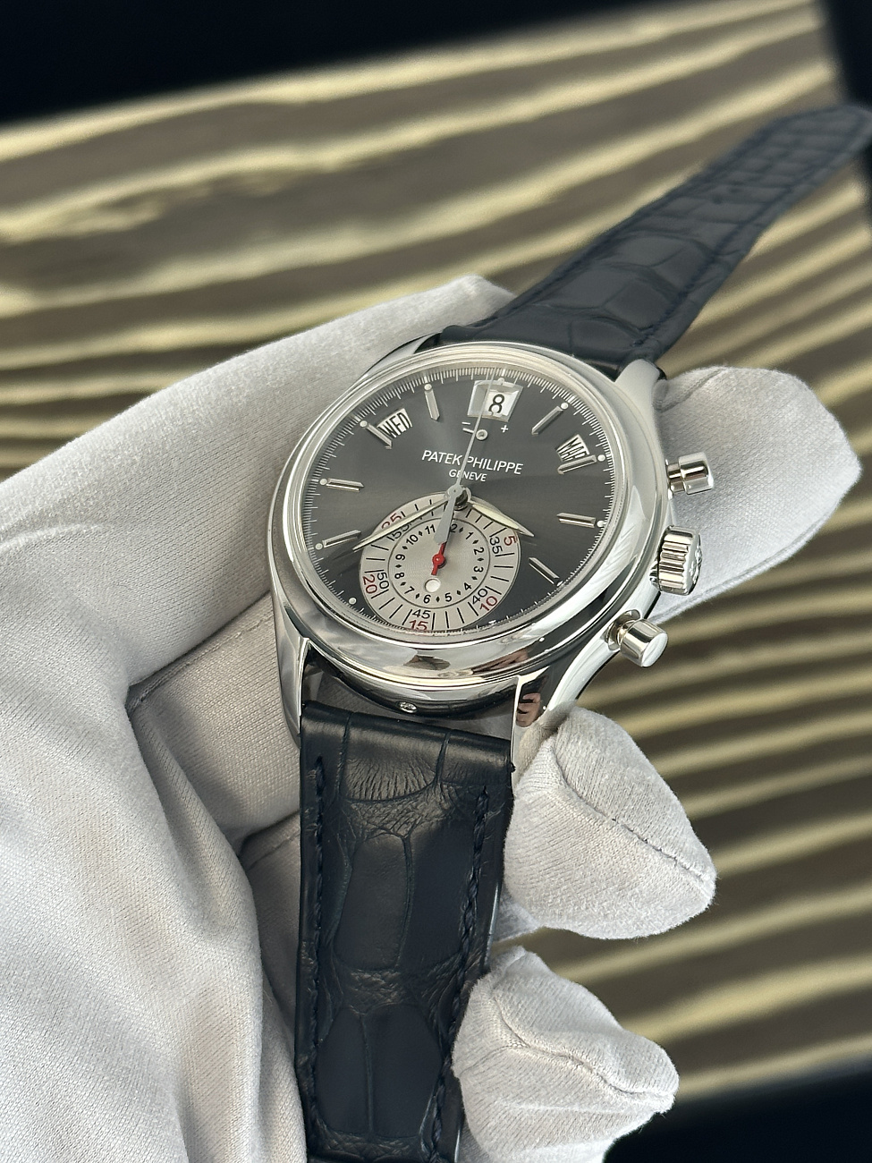 Часы Patek Philippe  Annual Calendar Chronograph Platinum  5960P-001